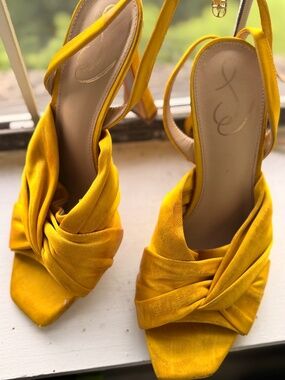 Sam Eldeman Sandals